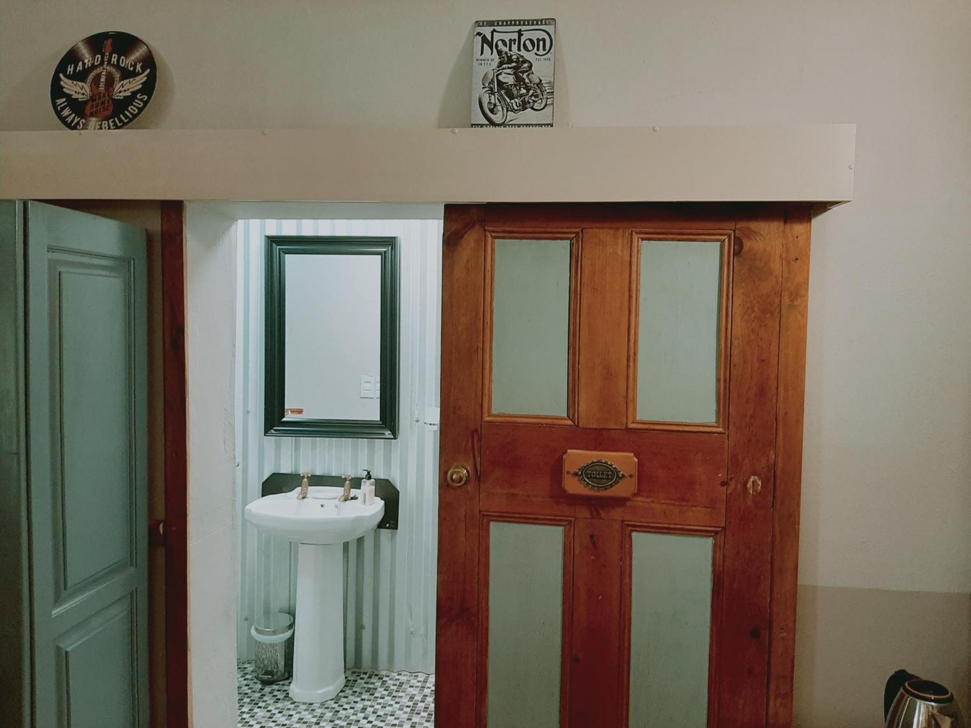Karoo Life B&B Calitzdorp Bilik gambar